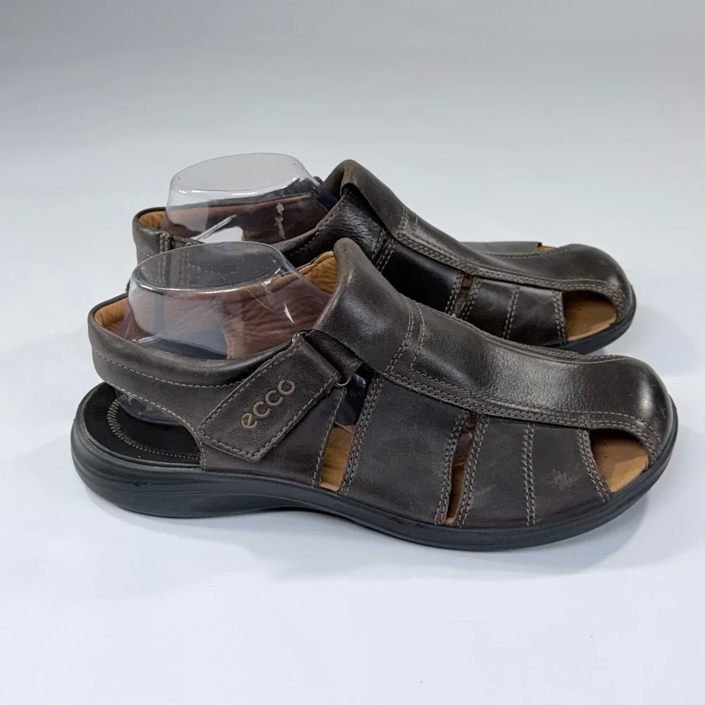 Ecco Fisherman Sandals Mens 45/11-11.5 Brown Leather Hook Loop Closed Toe Casual